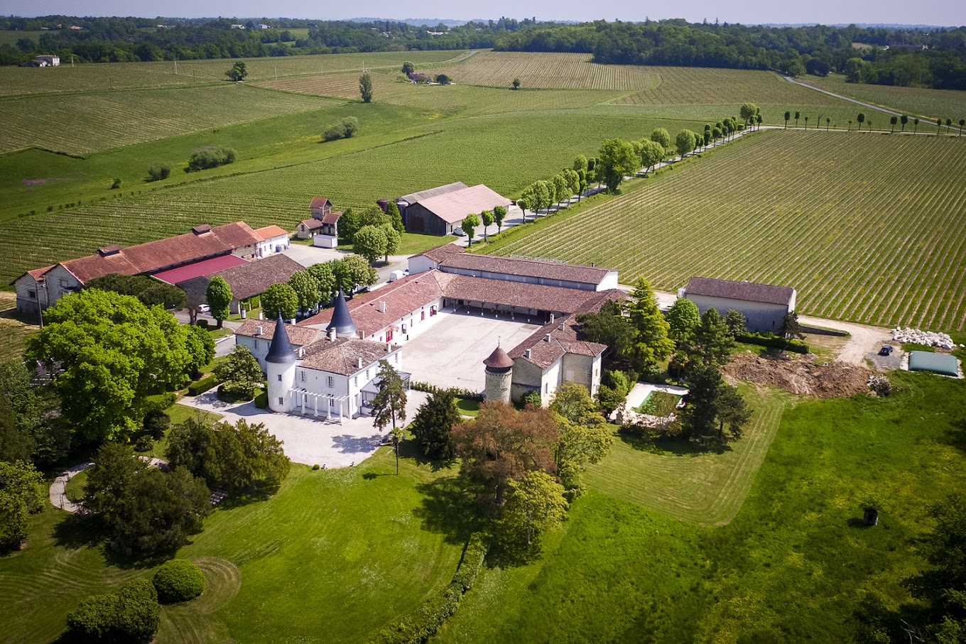 https://www.ppr.sogelink.com/wp-content/uploads/2022/11/chateau-seguin.jpg